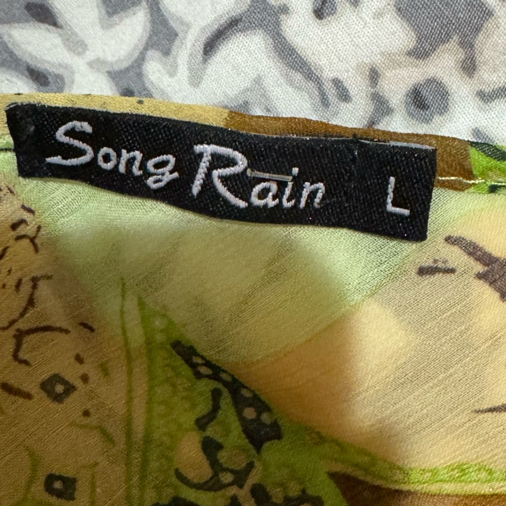 Song Rain stunning sheer top bedazzled size L - Picture 9 of 13